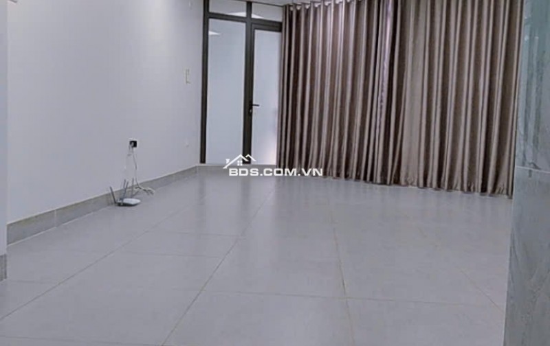 VỚI 25 TỶ SỞ HỮU NHÀ PHỐ PHẠM VĂN ĐỒNG THANG MÁY 50M2X6T KINH DOANH